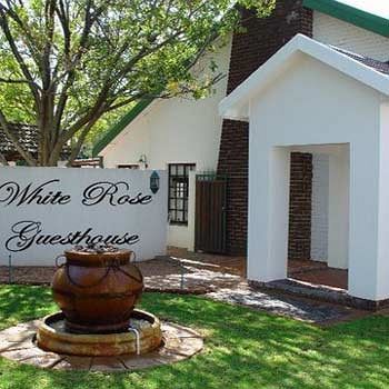 A White Rose Guest House Bloemfontein Bagian luar foto